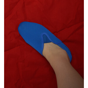 Neopren Gymnastikschuhe mit Gummisohle blau Gr. 24