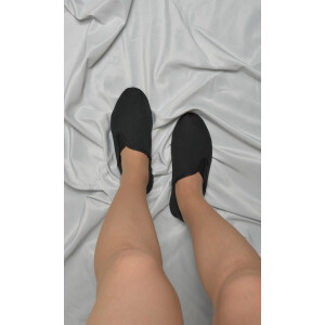 Neoprenschuhe Gymnastikschuhe mit Gummisohle schwarz  Gr. 32